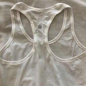 Lululemon Swiftly Tech Tank, Size 6, White